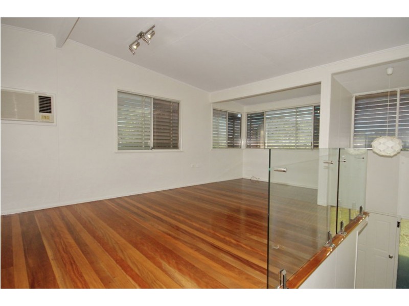 59 Claymeade Street, Wynnum QLD 4178