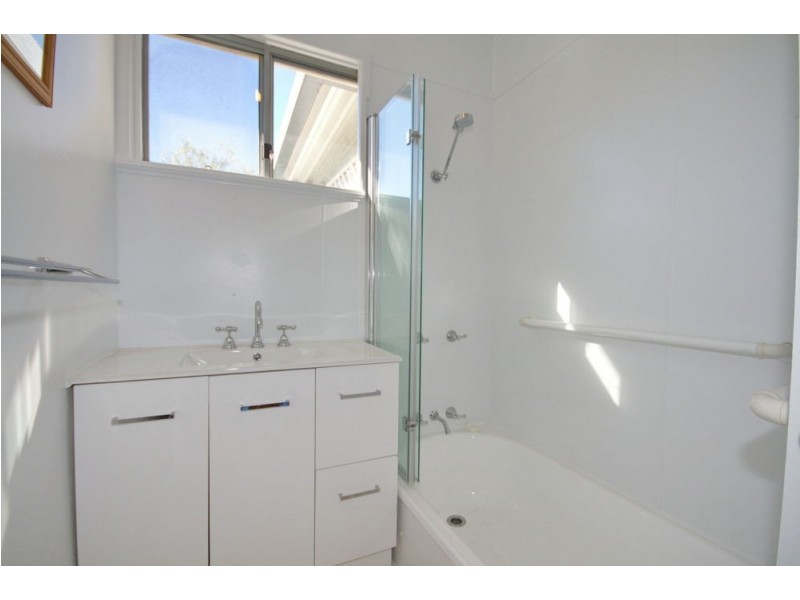 59 Claymeade Street, Wynnum QLD 4178