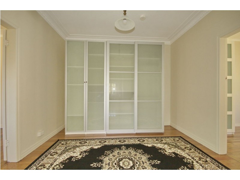 2/27 Kianawah Road, Wynnum QLD 4178