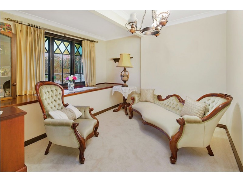 10 Brodick Street, Carindale QLD 4152