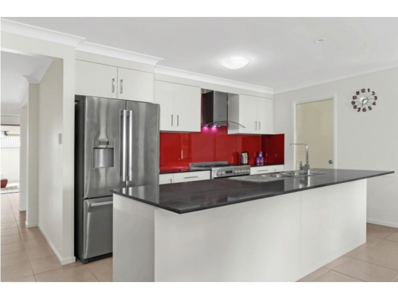 52 Hunter Street, Manly West QLD 4179