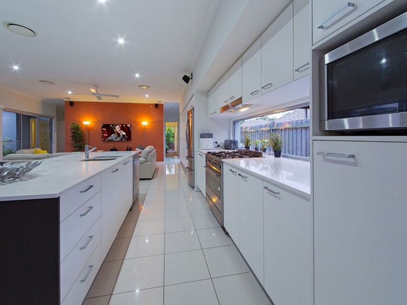6 Esk Crescent, Wakerley QLD 4154