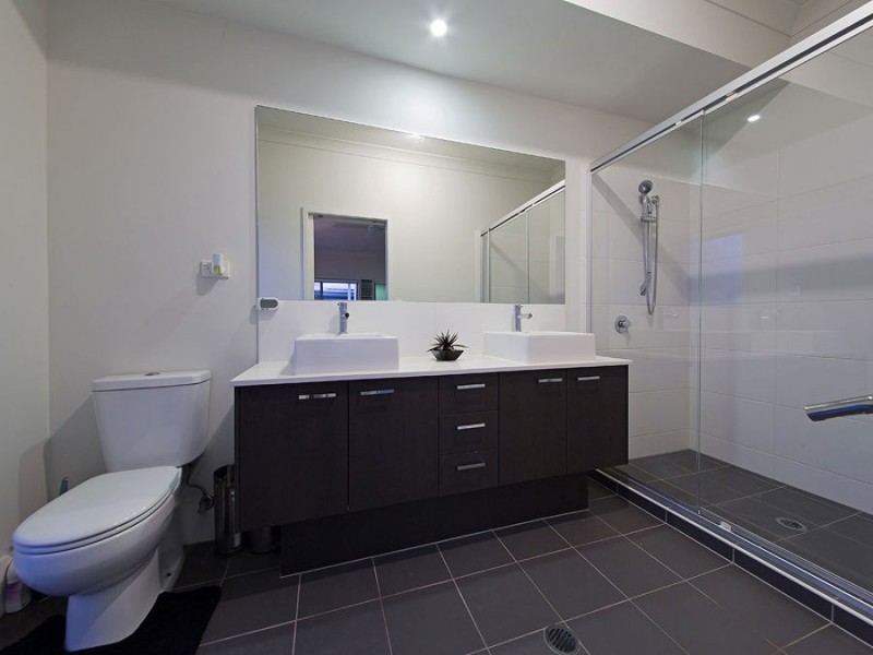 6 Esk Crescent, Wakerley QLD 4154