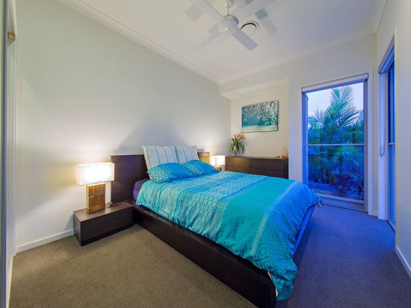 6 Esk Crescent, Wakerley QLD 4154