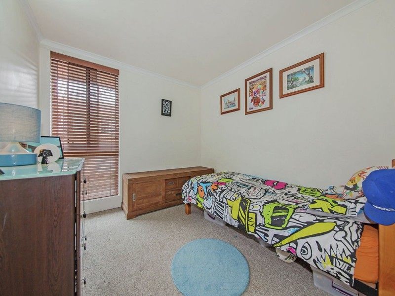 3/143 Melville Terrace, Manly QLD 4179