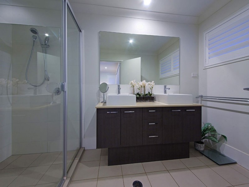 39 Margaret Crescent, Wakerley QLD 4154