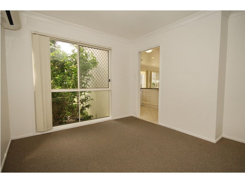 12 Clearmount Cres, Carindale QLD 4152