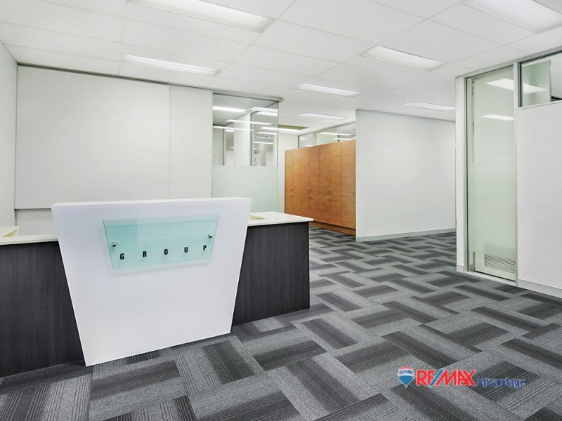 63 Bay Terrace, Wynnum QLD 4178