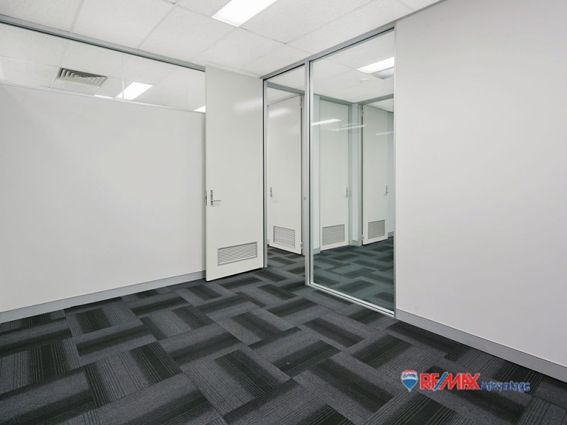 63 Bay Terrace, Wynnum QLD 4178