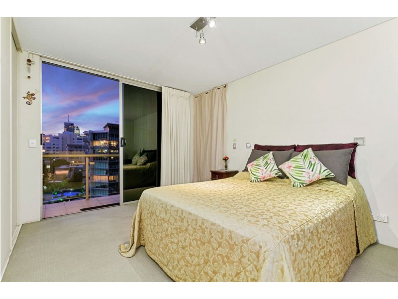 33/153 Lambert St, Kangaroo Point QLD 4169