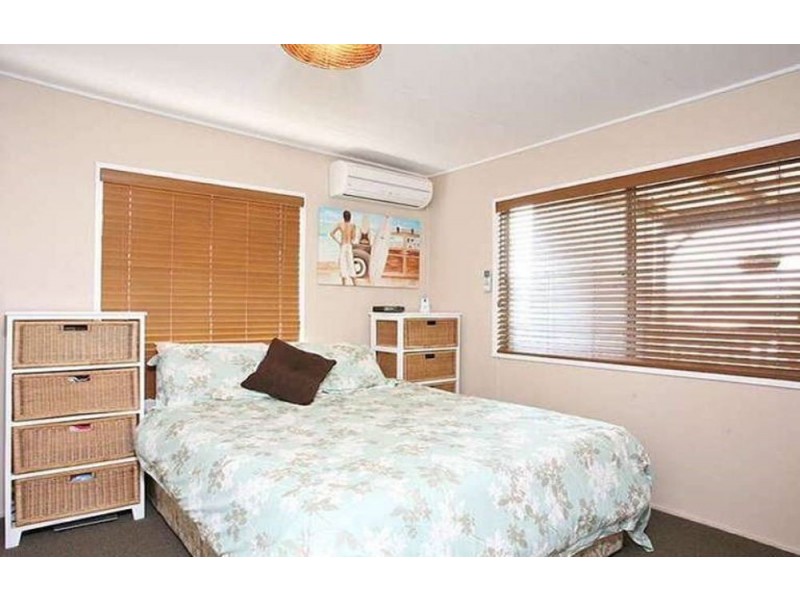 40 Haig Street, Wynnum West QLD 4178