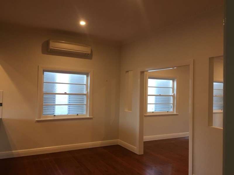 69 Rita Street, Holland Park QLD 4121