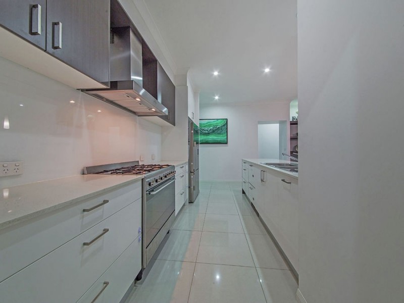67 Foxwood Circuit, Wakerley QLD 4154