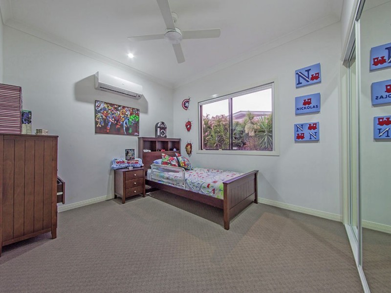 67 Foxwood Circuit, Wakerley QLD 4154