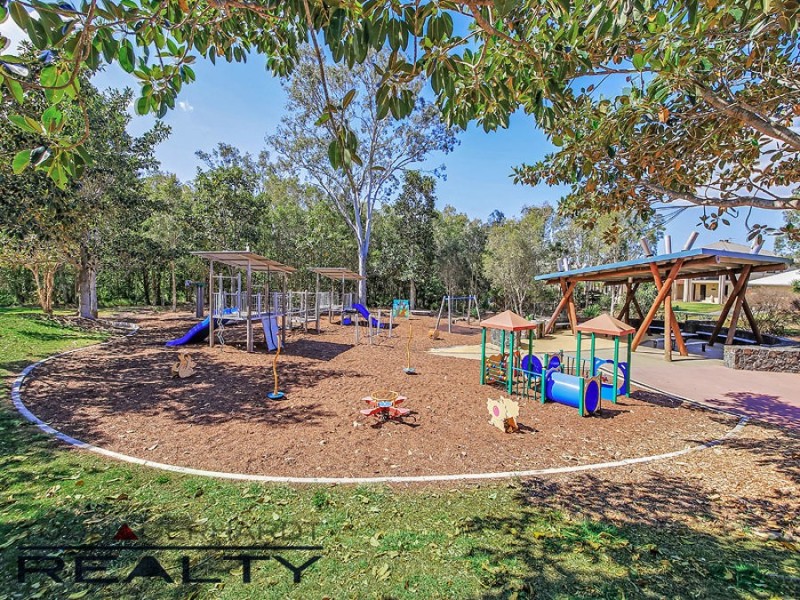 67 Foxwood Circuit, Wakerley QLD 4154