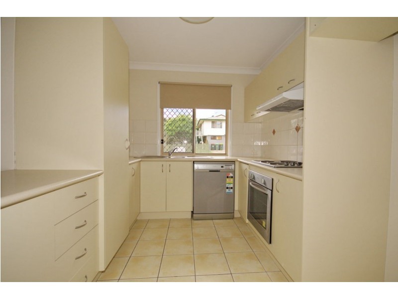 1 Tracey Street, Wynnum West QLD 4178