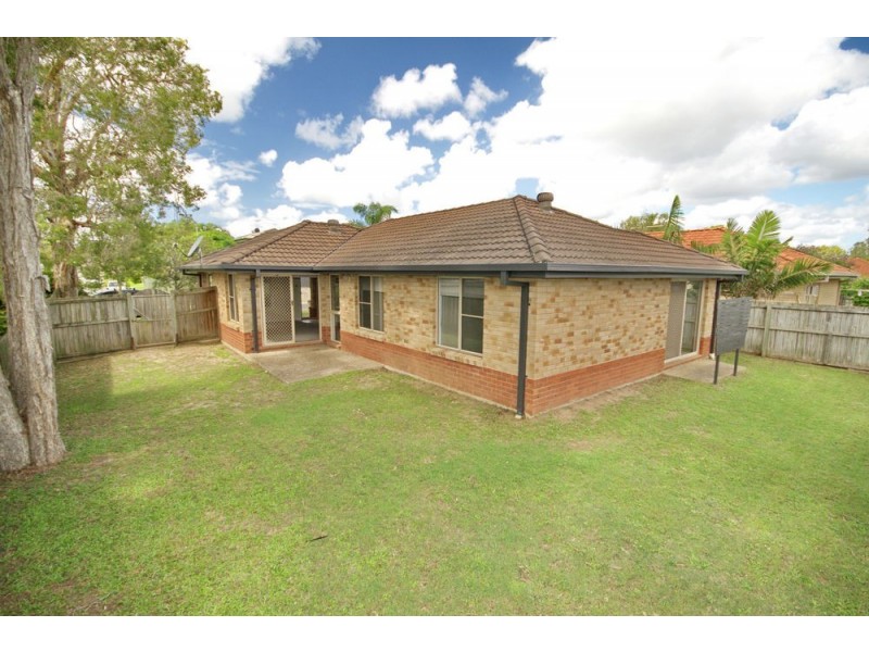 1 Tracey Street, Wynnum West QLD 4178