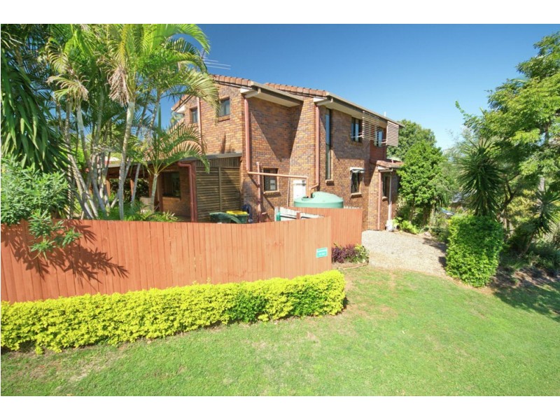 11 Network Drive, Wynnum West QLD 4178