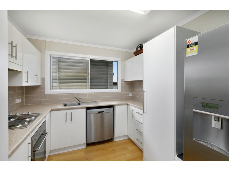 36 Wilfred St, Lota QLD 4179