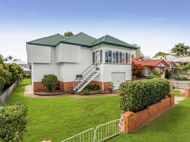 21 Faine Street, Manly West QLD 4179