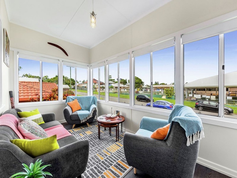 21 Faine Street, Manly West QLD 4179