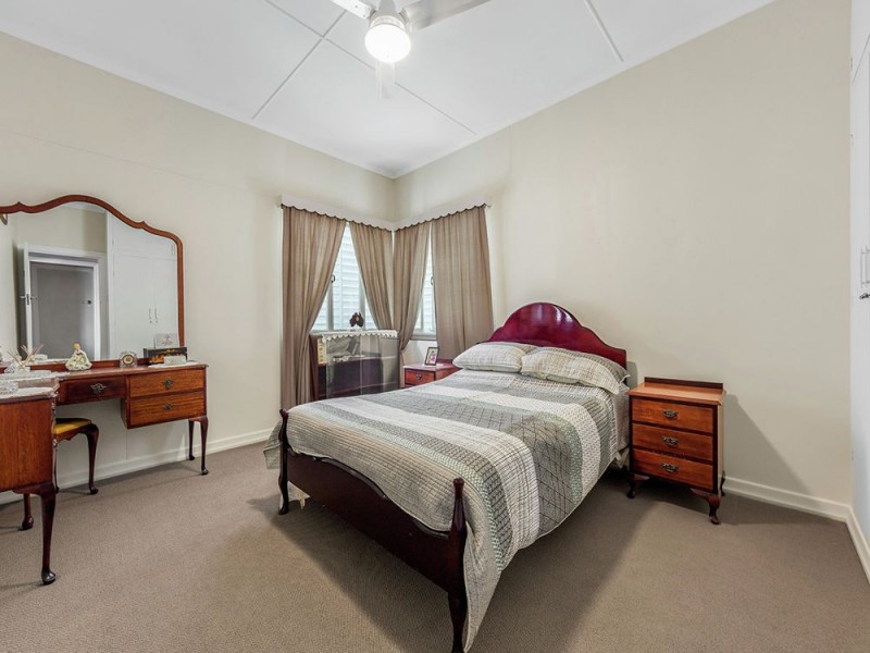 21 Faine Street, Manly West QLD 4179
