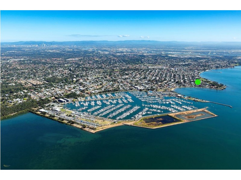 16 Earl Pde, Manly QLD 4179