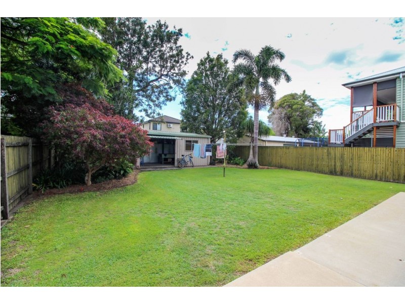 15 Ambool St, Lota QLD 4179