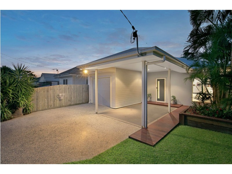 11 Faine Street, Manly West QLD 4179