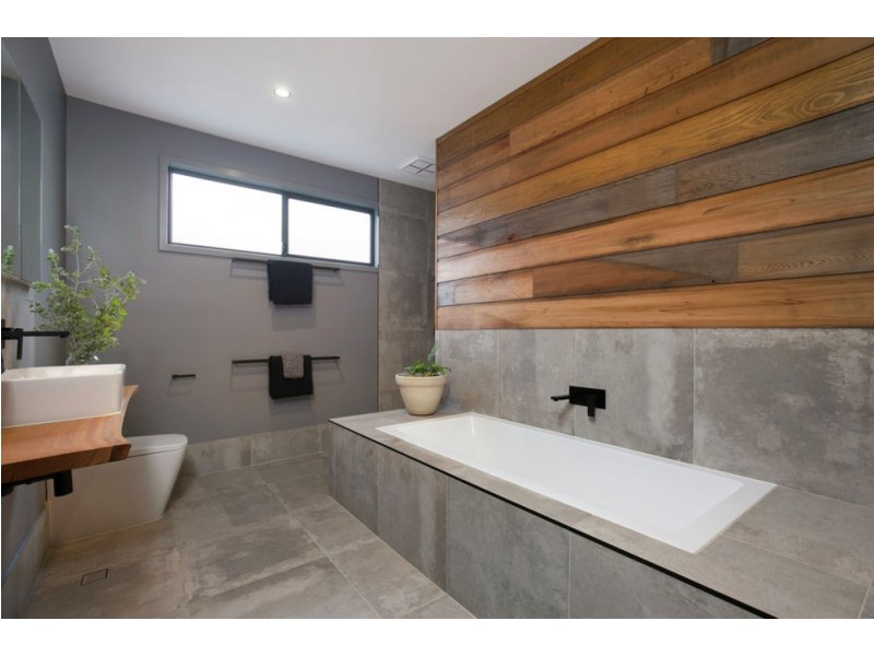27 Ryder Street, Wynnum QLD 4178