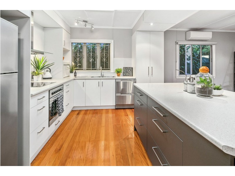 46 Gum Street, Wynnum QLD 4178