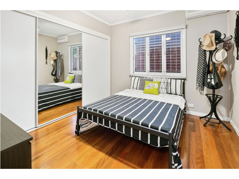 46 Gum Street, Wynnum QLD 4178