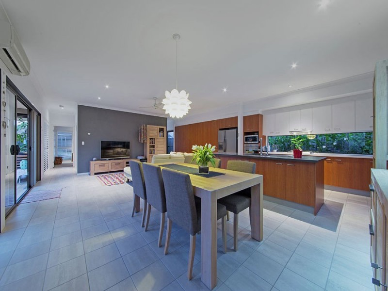 35 Yarra Road, Wakerley QLD 4154