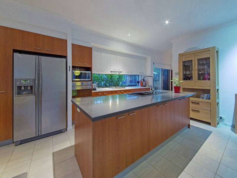 35 Yarra Road, Wakerley QLD 4154