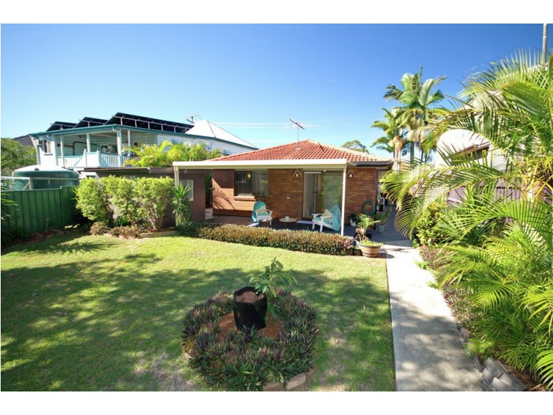 16 St Catherines Terrace, Wynnum QLD 4178