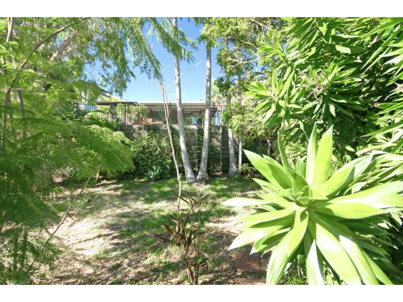 16 St Catherines Terrace, Wynnum QLD 4178