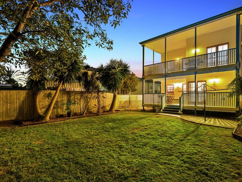 24 Outram Street, Lota QLD 4179