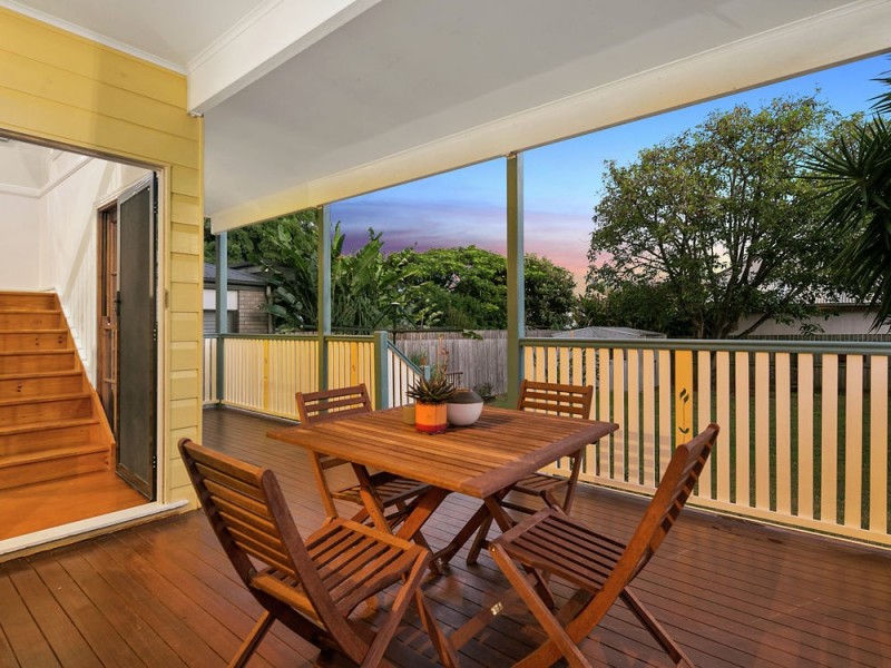 24 Outram Street, Lota QLD 4179