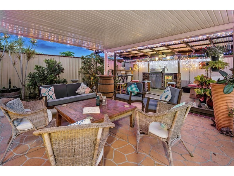 102 Randall Road, Wynnum West QLD 4178