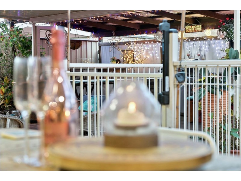 102 Randall Road, Wynnum West QLD 4178