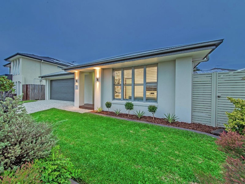 19 Foxwood Circuit, Wakerley QLD 4154