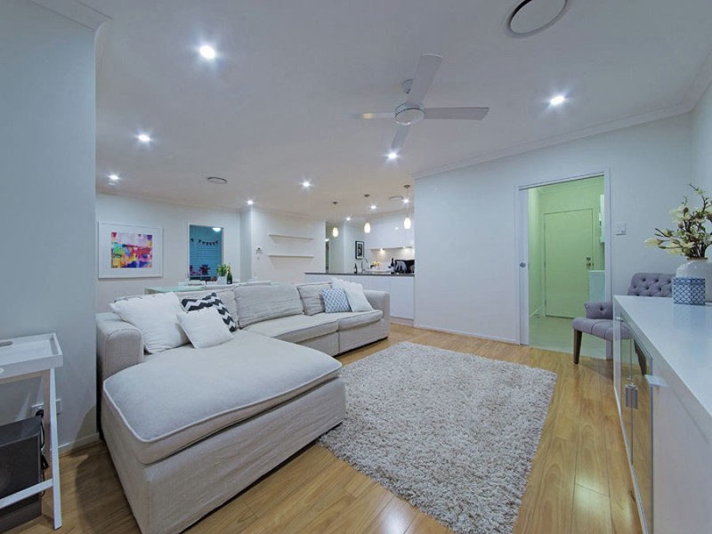 19 Foxwood Circuit, Wakerley QLD 4154