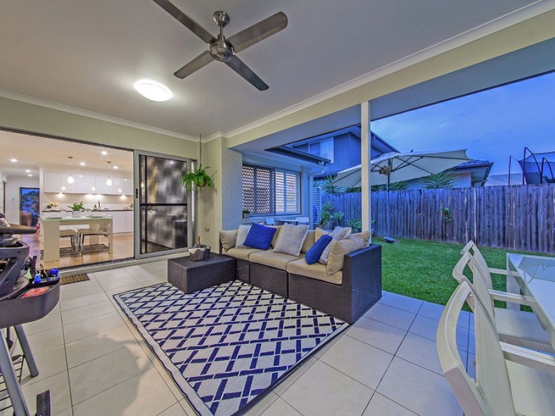 19 Foxwood Circuit, Wakerley QLD 4154