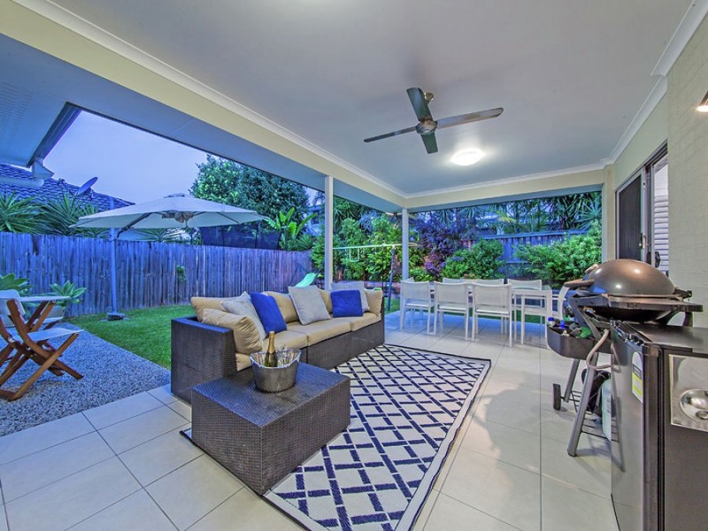 19 Foxwood Circuit, Wakerley QLD 4154