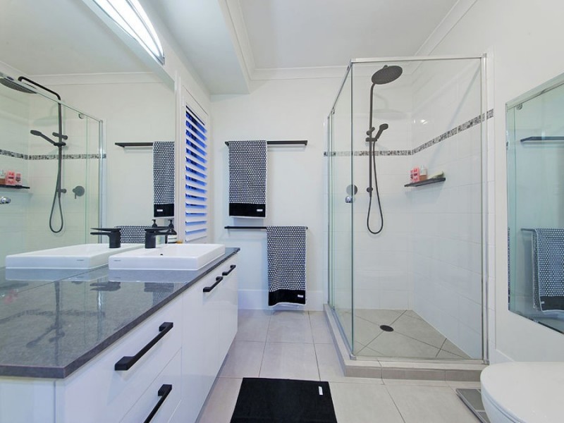 19 Foxwood Circuit, Wakerley QLD 4154