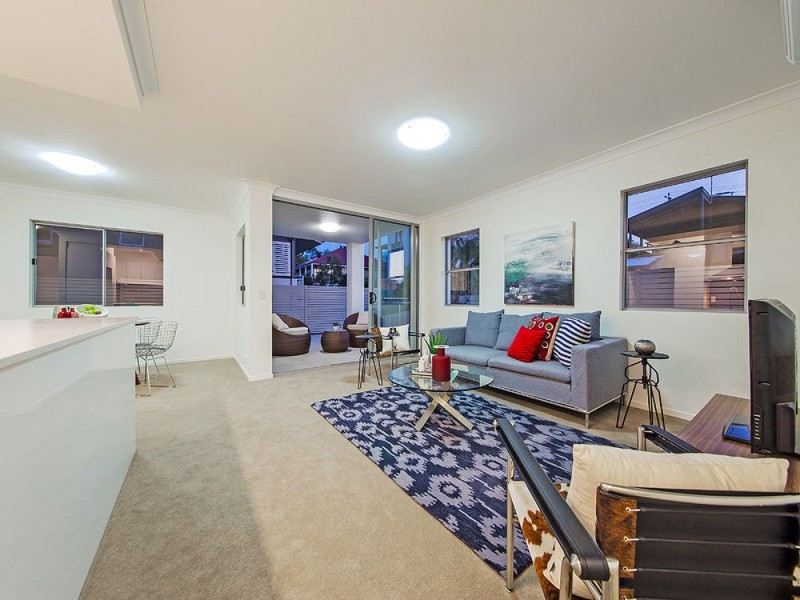 3/54 Yamboyna St, Manly QLD 4179