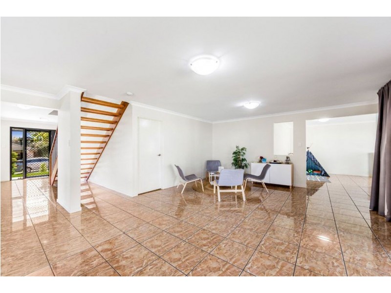 12 Dawson Drive, Manly West QLD 4179