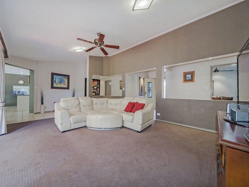 26 Springall Place, Wakerley QLD 4154