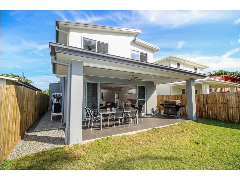 49 Richard St, Lota QLD 4179