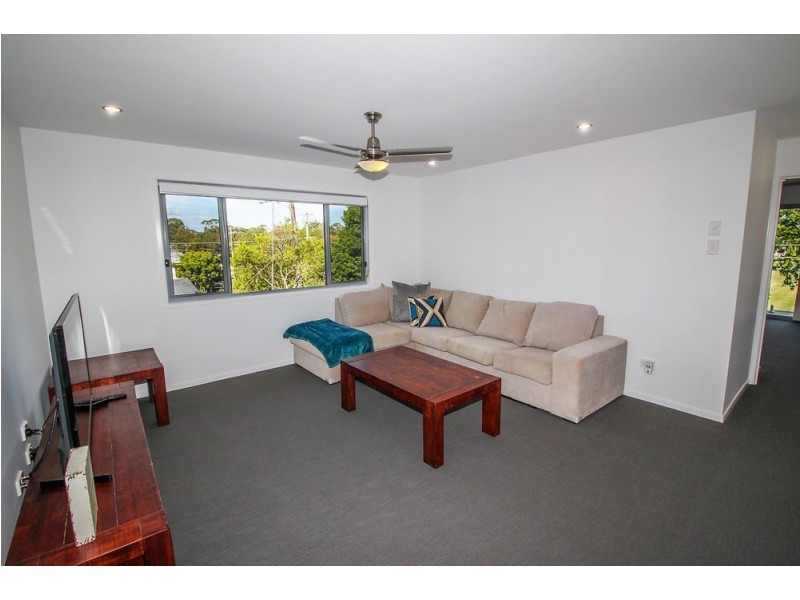 49 Richard St, Lota QLD 4179